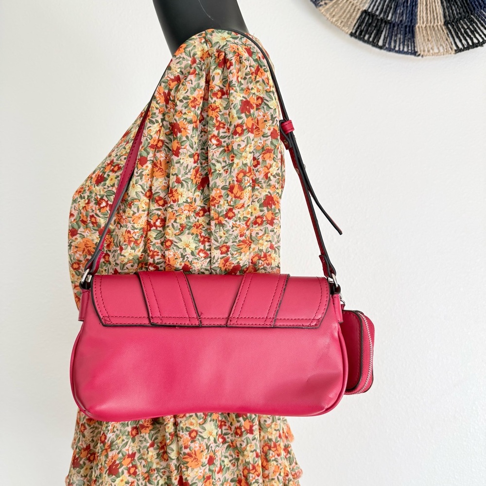 Steve Madden Red Buckle Shoulder Bag - Picture 5 of 10
